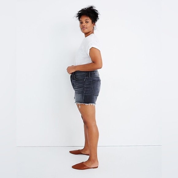 Madewell Relaxed Denim Shorts Faded Black Color Raw Hem - Picture 4 of 11